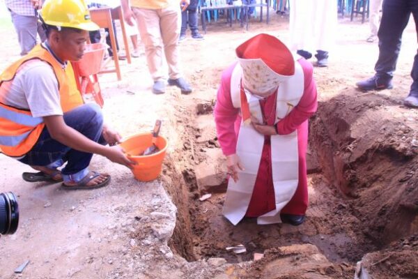 Peletakan Batu Pertama Pembangunan Gedung Keuskupan Agung Merauke